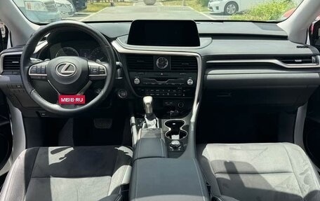 Lexus RX IV рестайлинг, 2022 год, 3 950 000 рублей, 9 фотография
