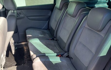 Volkswagen Sharan II, 2011 год, 1 350 000 рублей, 8 фотография