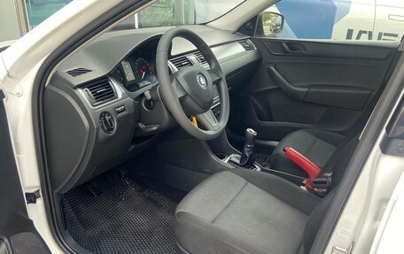 Skoda Rapid I, 2015 год, 885 000 рублей, 9 фотография
