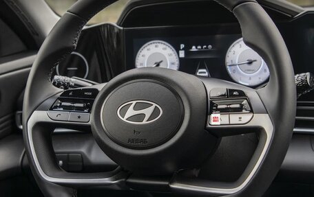 Hyundai Elantra, 2024 год, 2 749 000 рублей, 8 фотография
