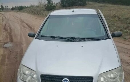 Fiat Punto III Punto Evo рестайлинг, 2003 год, 285 000 рублей, 2 фотография