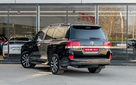 Toyota Land Cruiser 200, 2018 год, 6 900 000 рублей, 3 фотография