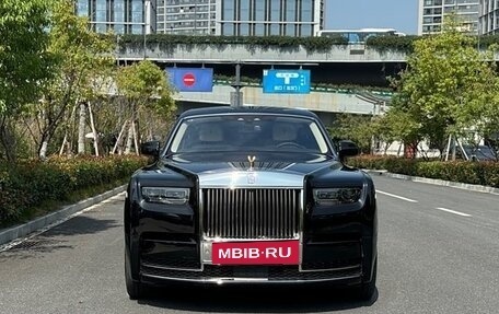 Rolls-Royce Phantom VIII, 2022 год, 39 000 224 рублей, 2 фотография