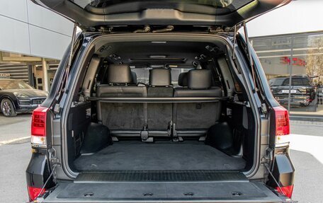 Toyota Land Cruiser 200, 2018 год, 6 900 000 рублей, 29 фотография