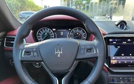 Maserati Ghibli, 2021 год, 3 599 077 рублей, 13 фотография