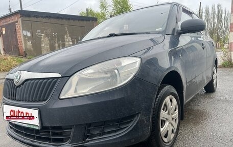 Skoda Fabia II, 2010 год, 495 000 рублей, 2 фотография
