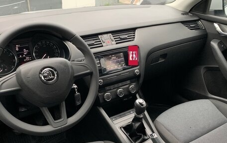 Skoda Octavia, 2016 год, 775 000 рублей, 10 фотография