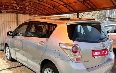 Toyota Verso I, 2010 год, 930 000 рублей, 5 фотография