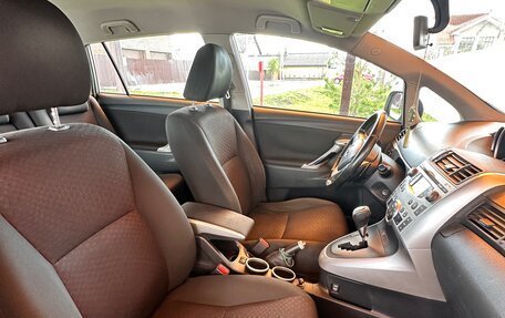 Toyota Verso I, 2010 год, 930 000 рублей, 11 фотография