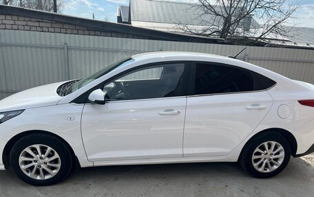 Hyundai Solaris II рестайлинг, 2021 год, 1 800 000 рублей, 3 фотография