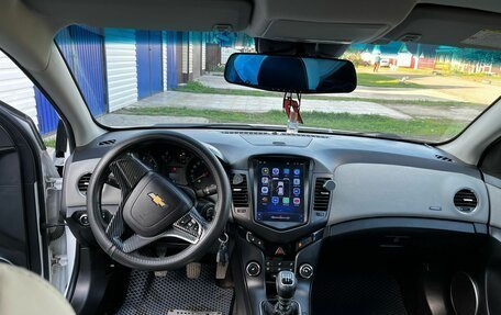 Chevrolet Cruze II, 2012 год, 800 000 рублей, 8 фотография