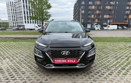 Hyundai Kona I, 2021 год, 1 860 000 рублей, 2 фотография