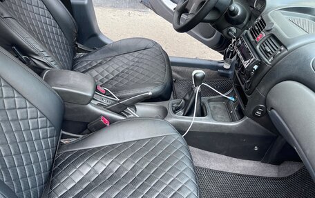 Nissan Almera, 2005 год, 350 000 рублей, 8 фотография