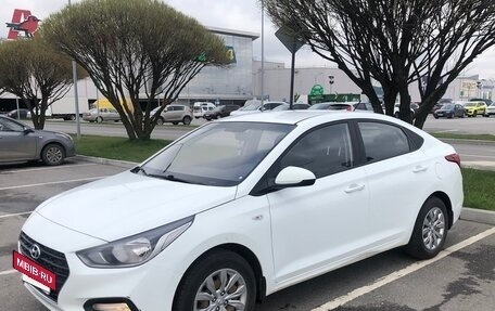Hyundai Solaris II рестайлинг, 2017 год, 1 200 000 рублей, 2 фотография