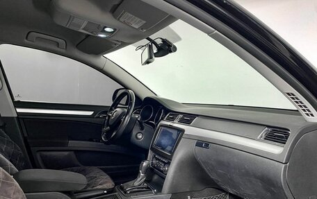 Skoda Superb III рестайлинг, 2013 год, 1 149 000 рублей, 13 фотография