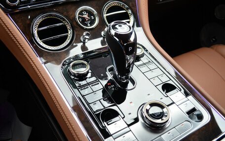 Bentley Continental GT III, 2020 год, 25 000 000 рублей, 20 фотография