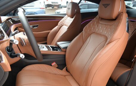 Bentley Continental GT III, 2020 год, 25 000 000 рублей, 22 фотография