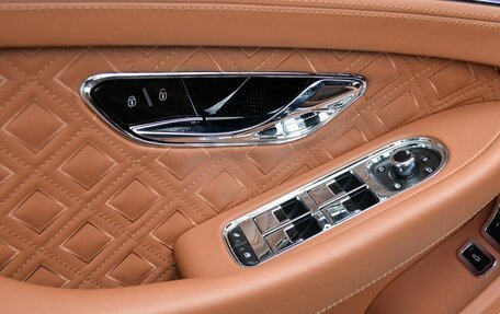 Bentley Continental GT III, 2020 год, 25 000 000 рублей, 29 фотография