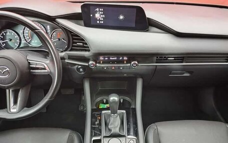 Mazda 3, 2022 год, 1 800 000 рублей, 12 фотография