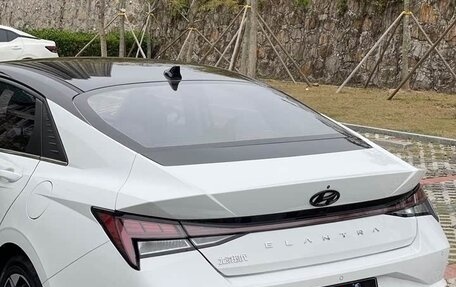 Hyundai Elantra, 2022 год, 1 450 000 рублей, 10 фотография