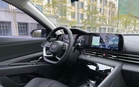 Hyundai Elantra, 2022 год, 1 450 000 рублей, 27 фотография