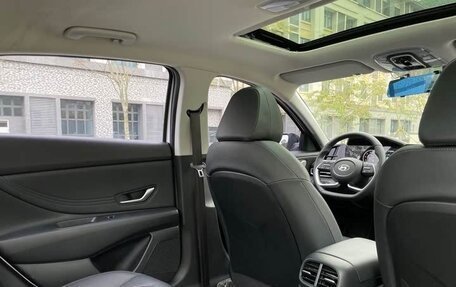 Hyundai Elantra, 2022 год, 1 450 000 рублей, 28 фотография