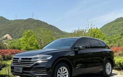 Volkswagen Touareg III, 2019 год, 3 700 000 рублей, 1 фотография