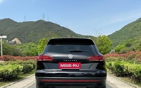 Volkswagen Touareg III, 2019 год, 3 700 000 рублей, 4 фотография