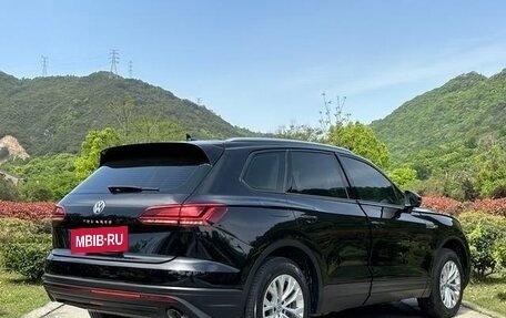 Volkswagen Touareg III, 2019 год, 3 700 000 рублей, 5 фотография