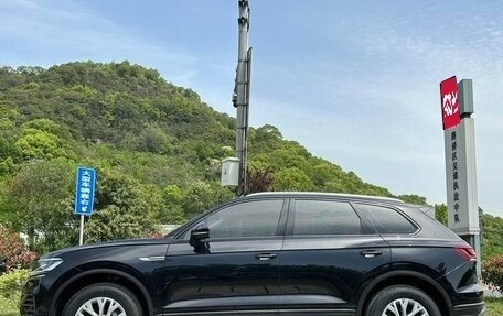 Volkswagen Touareg III, 2019 год, 3 700 000 рублей, 3 фотография