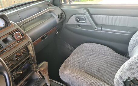 Mitsubishi Pajero III рестайлинг, 1994 год, 850 000 рублей, 13 фотография