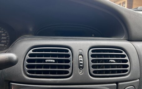 Renault Megane II, 2002 год, 215 000 рублей, 28 фотография