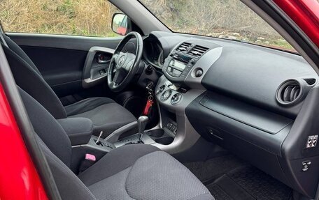 Toyota RAV4, 2006 год, 1 200 000 рублей, 13 фотография