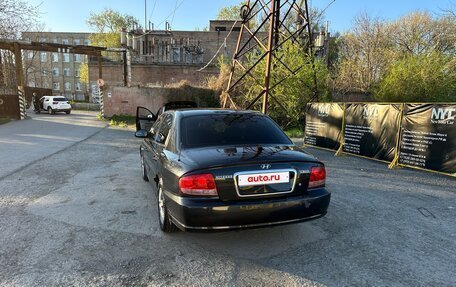 Hyundai Sonata IV рестайлинг, 2005 год, 380 000 рублей, 13 фотография