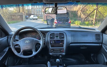 Hyundai Sonata IV рестайлинг, 2005 год, 380 000 рублей, 29 фотография