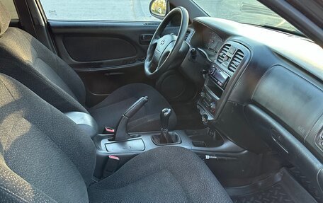 Hyundai Sonata IV рестайлинг, 2005 год, 380 000 рублей, 34 фотография