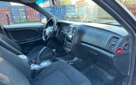 Hyundai Sonata IV рестайлинг, 2005 год, 380 000 рублей, 32 фотография
