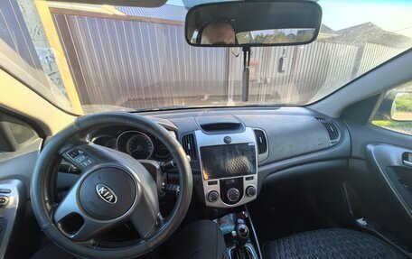 KIA Cerato III, 2010 год, 720 000 рублей, 2 фотография