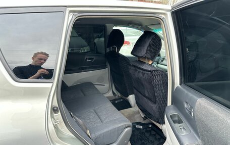 Toyota Opa I рестайлинг, 2000 год, 549 999 рублей, 12 фотография