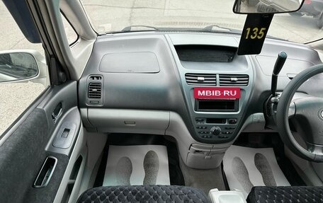 Toyota Opa I рестайлинг, 2000 год, 549 999 рублей, 17 фотография