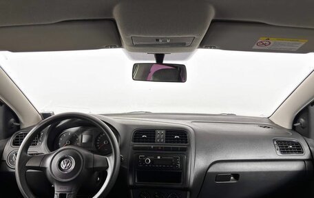 Volkswagen Polo VI (EU Market), 2013 год, 599 000 рублей, 17 фотография