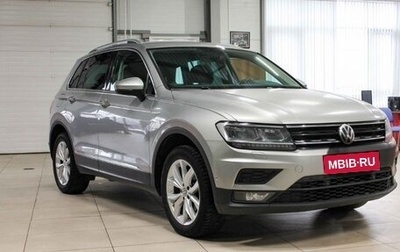 Volkswagen Tiguan II, 2018 год, 1 850 000 рублей, 1 фотография
