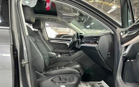 Volkswagen Touareg III, 2019 год, 3 800 000 рублей, 21 фотография