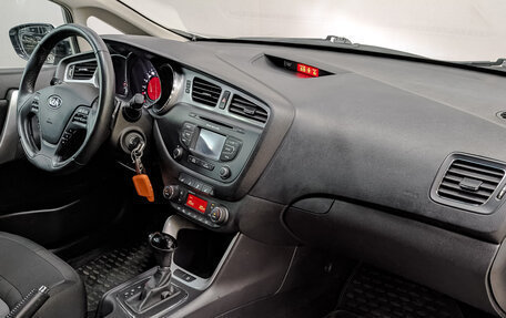 KIA cee'd III, 2014 год, 1 290 000 рублей, 13 фотография