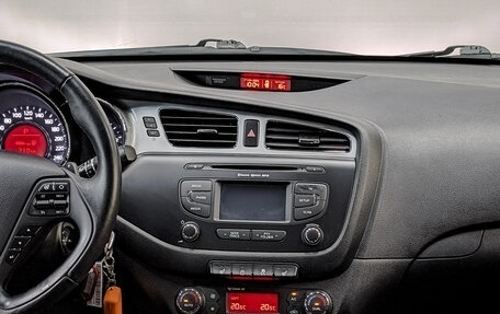 KIA cee'd III, 2014 год, 1 290 000 рублей, 17 фотография