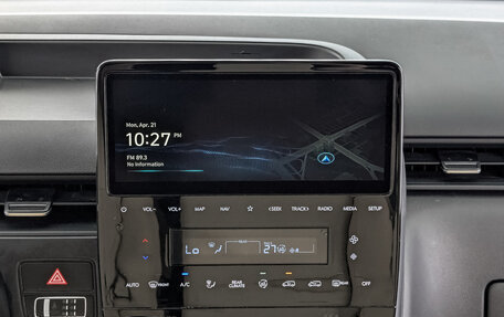 Hyundai Staria, 2021 год, 4 250 000 рублей, 17 фотография
