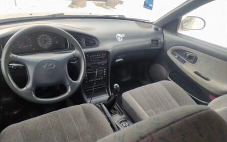 Hyundai Sonata III рестайлинг, 1998 год, 100 000 рублей, 6 фотография