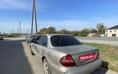 Hyundai Sonata III рестайлинг, 1998 год, 100 000 рублей, 4 фотография