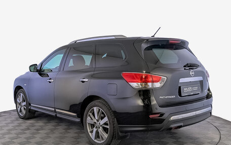Nissan Pathfinder, 2015 год, 1 990 000 рублей, 7 фотография