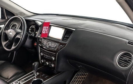 Nissan Pathfinder, 2015 год, 1 990 000 рублей, 13 фотография